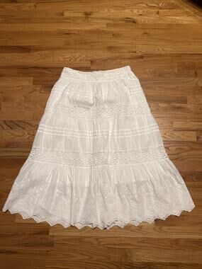 JENNIFER & GRACE white eyelet 100% Cotton Skirt Smocked Waist Line Sz Large